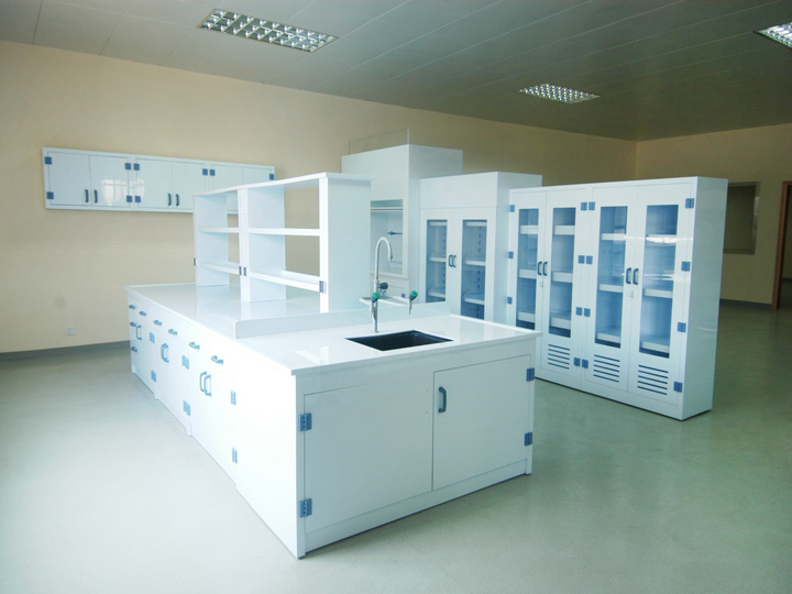 PP實(shí)驗(yàn)臺中央臺